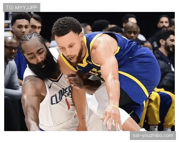 快船115-110战胜勇士，常规赛收官战波格丹复出